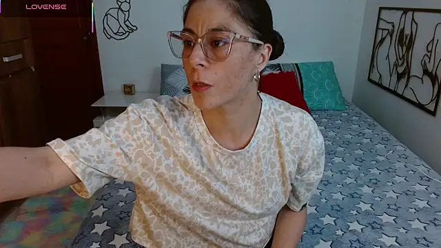 antonella sweet33 online show from November 21, 2025, 9:36 pm