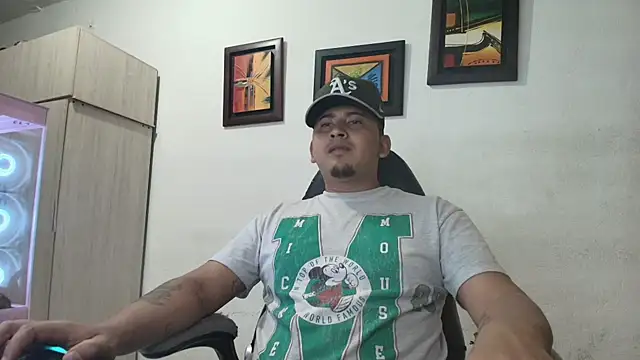 myke andrade online show from December 14, 2025, 1:12 am