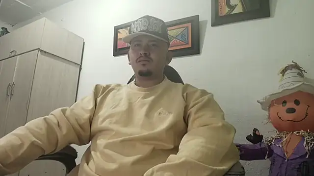 myke andrade online show from October 12, 2025, 5:09 am