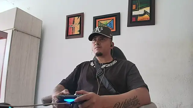 myke andrade online show from December 2, 2025, 5:14 pm