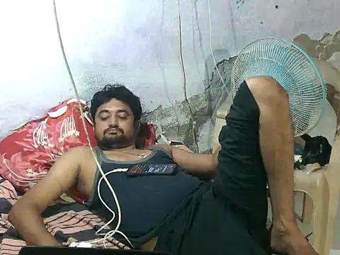 Snapshot of Rocobodymassager chatting on July 16, 2026, 5:10 pm Rocobodymassager online show from July 16, 2026, 5:10 pm