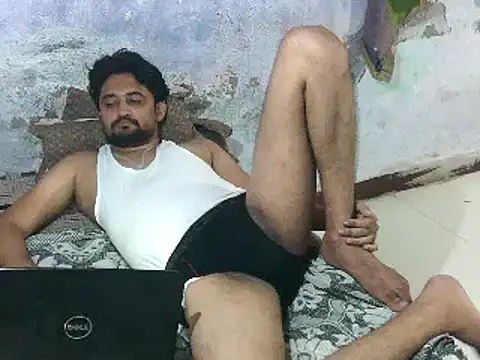 Rocobodymassager online show from June 17, 2026, 3:33 pm