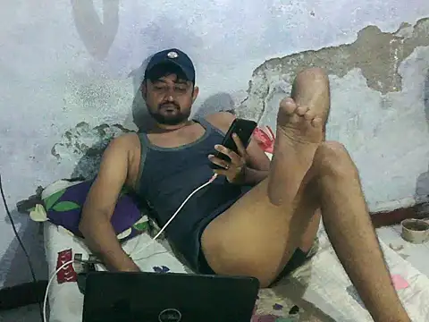 Snapshot of Rocobodymassager chatting on July 28, 2026, 7:05 am Rocobodymassager online show from July 28, 2026, 7:05 am