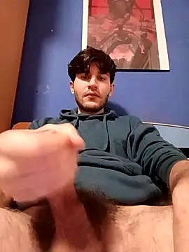 Snapshot of Esti02 chatting on February 20, 2026, 8:44 pm Esti02 online show from February 20, 2026, 8:44 pm