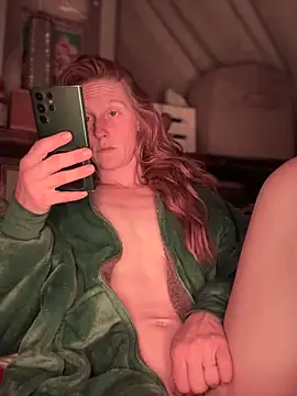 Snapshot of GoldenFlameGoddess chatting on February 14, 2026, 7:19 am GoldenFlameGoddess online show from February 14, 2026, 7:19 am