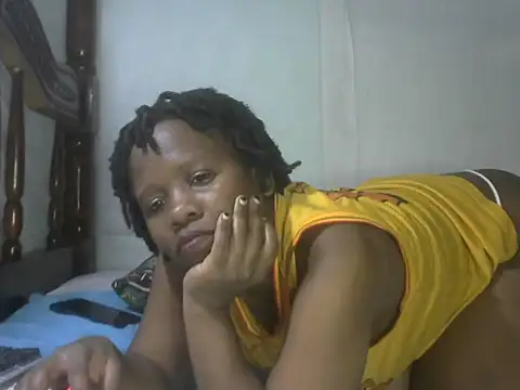 Queentesi online show from October 10, 2025, 9:32 am