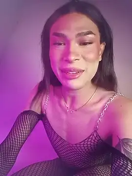 Snapshot of Victor-and-shelly chatting on October 27, 2025, 10:54 pm Victor-and-shelly online show from October 27, 2025, 10:54 pm