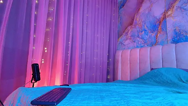  sex mia online show from July 15, 2026, 7:21 pm