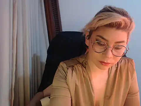 Snapshot of diane_fergusson chatting on March 24, 2026, 7:19 am diane fergusson online show from March 24, 2026, 7:19 am