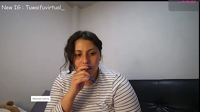 TuWaifuVirtual1 online show from January 7, 2026, 11:43 pm