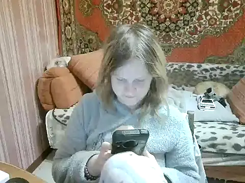 Kathlyn  Heath online show from January 13, 2026, 6:12 pm