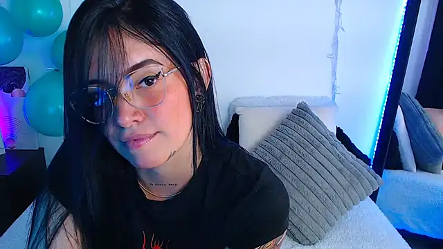 Isa Maiden1 online show from March 19, 2026, 4:40 pm