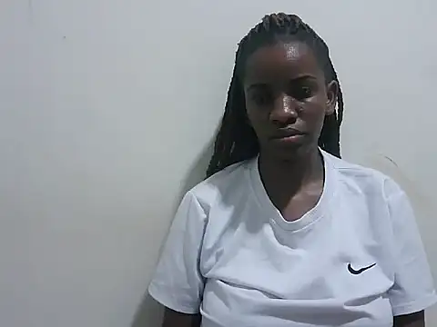 prettybeee online show from February 27, 2026, 10:09 pm