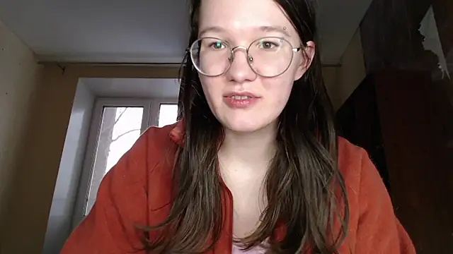 MiriamOr online show from February 14, 2025, 1:29 pm