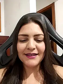 Mia Hampton online show from February 8, 2026, 9:23 pm