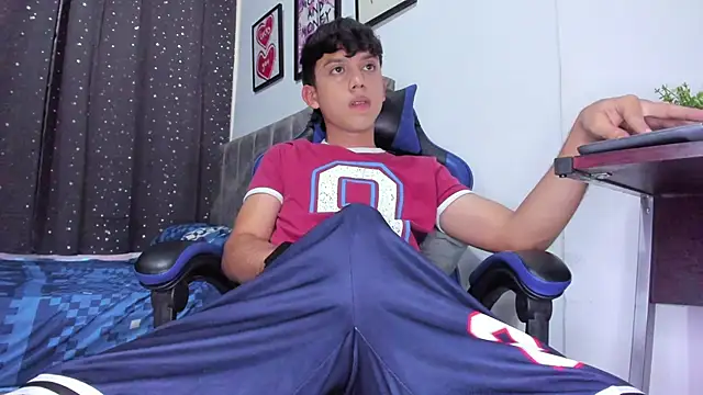 The skinnyguys online show from January 11, 2026, 10:27 pm