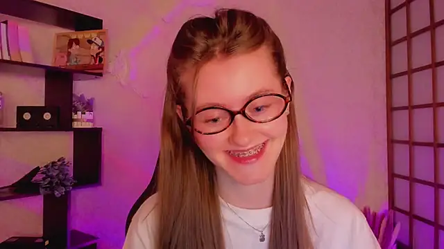 KateCuddle online show from January 23, 2025, 2:23 am