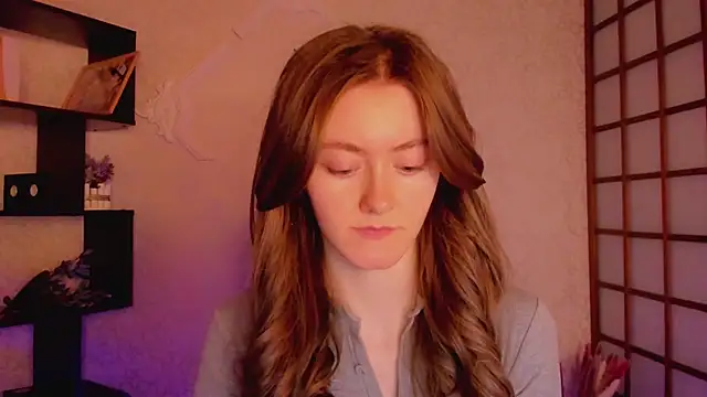 KateCuddle online show from February 13, 2025, 5:16 am