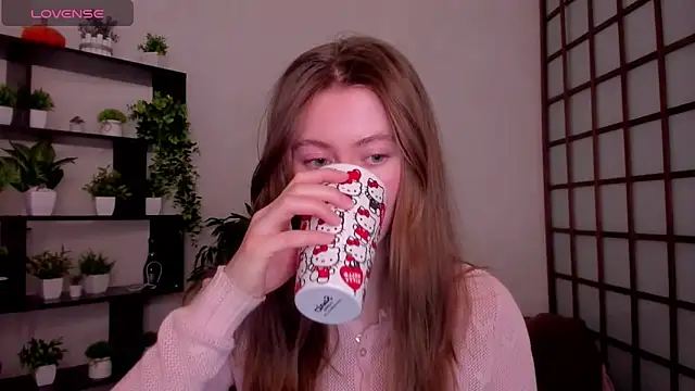 KateCuddle online show from February 25, 2026, 3:07 am