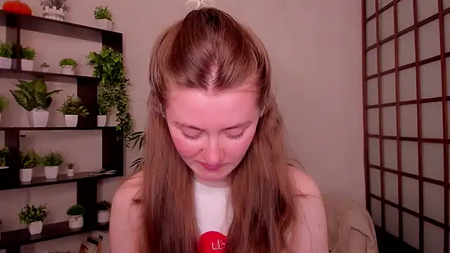 KateCuddle online show from April 27, 2026, 2:53 am