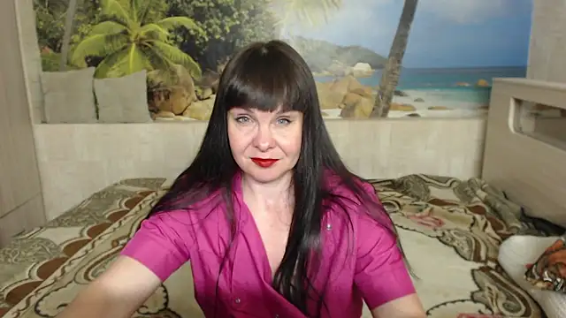 Snapshot of Aphelandra chatting on June 26, 2026, 7:42 pm Aphelandra online show from June 26, 2026, 7:42 pm