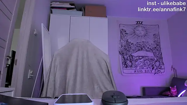 Anna Fink online show from November 20, 2025, 7:20 am