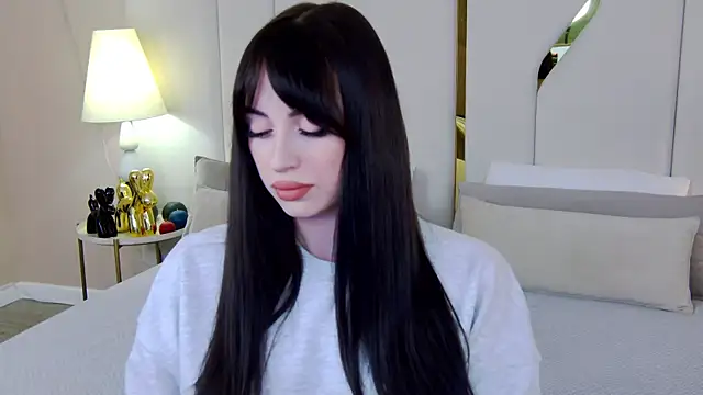 Betty Bridge online show from September 18, 2025, 5:54 am