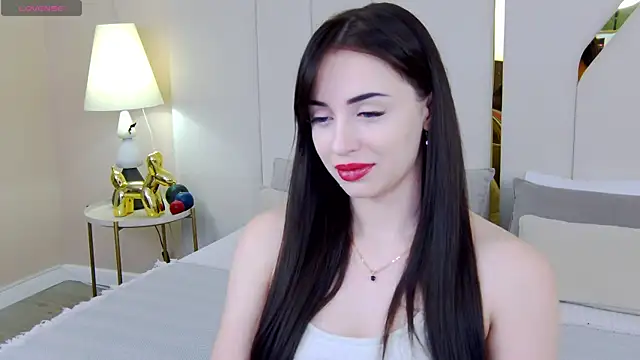 Betty Bridge online show from November 19, 2025, 5:40 am