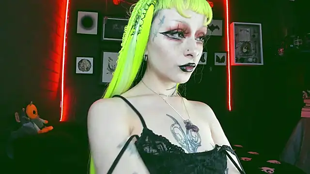 insania 9999  online show from February 25, 2025, 3:20 pm