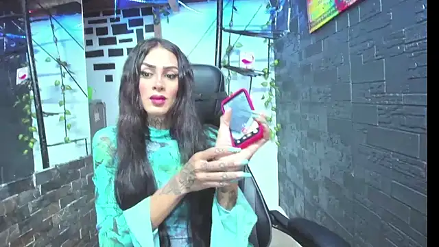 Snapshot of kissingdevil chatting on October 4, 2025, 10:11 pm kissingdevil online show from October 4, 2025, 10:11 pm