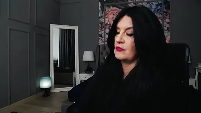 DomMelissaW online show from February 14, 2025, 9:32 pm