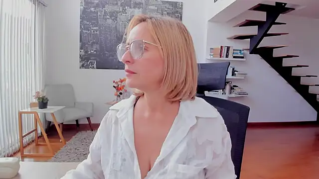 jane turner online show from October 7, 2025, 1:23 pm