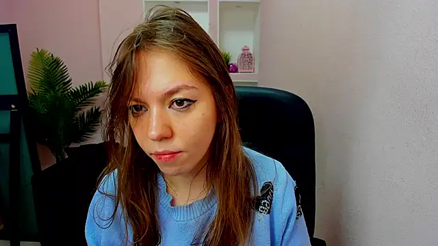 Persephoni online show from October 12, 2025, 10:49 am