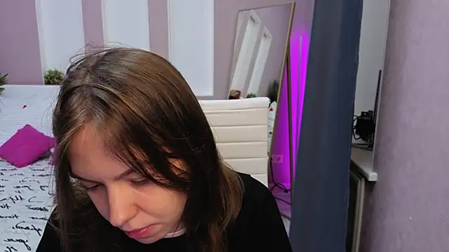 Snapshot of Persephoni chatting on March 1, 2026, 3:56 pm Persephoni online show from March 1, 2026, 3:56 pm