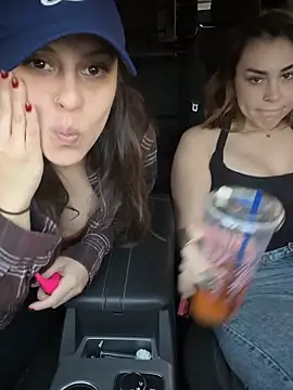 LeaGambit   online show from December 20, 2025, 12:35 am