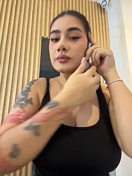 Snapshot of clarachanelricek chatting on February 25, 2026, 7:25 pm clarachanelricek online show from February 25, 2026, 7:25 pm