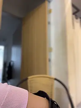 Snapshot of clarachanelricek chatting on February 19, 2026, 8:28 pm clarachanelricek online show from February 19, 2026, 8:28 pm