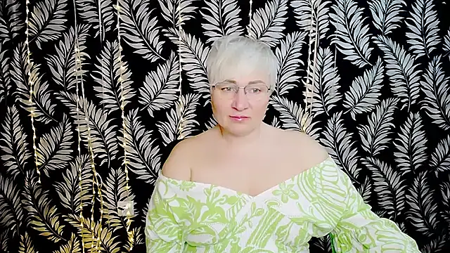 Olivia playful online show from June 8, 2026, 10:05 am