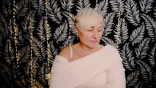 Olivia playful online show from February 6, 2026, 12:34 pm