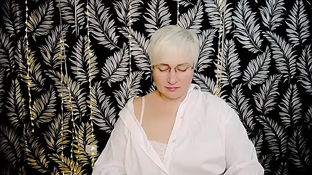 Olivia playful online show from May 9, 2026, 10:29 am