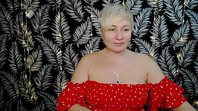 Snapshot of Olivia_playful chatting on January 23, 2025, 3:11 pm Olivia playful online show from January 23, 2025, 3:11 pm