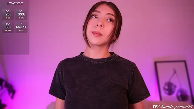 Snapshot of annie24_evans chatting on February 27, 2025, 1:52 am annie24 evans online show from February 27, 2025, 1:52 am