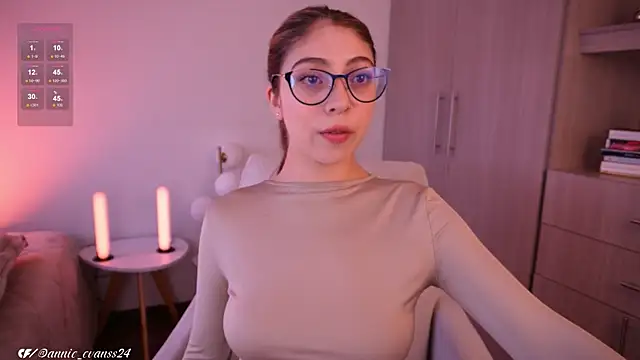 annie24 evans online show from November 2, 2025, 9:20 pm