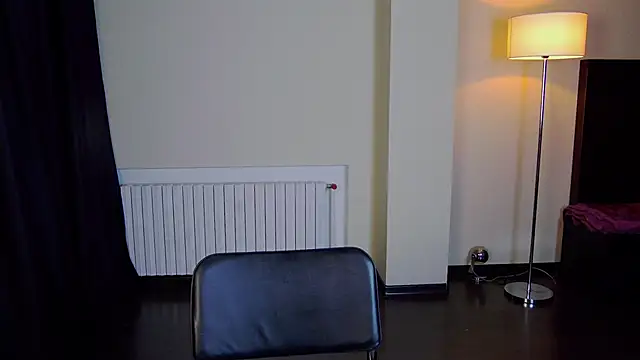 Friend12321 online show from March 6, 2025, 11:42 pm