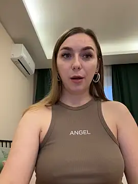 Janeee online show from January 21, 2025, 2:15 pm