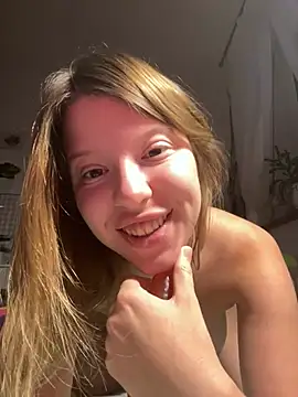 Snapshot of kimczii chatting on March 19, 2025, 6:57 am kimczii online show from March 19, 2025, 6:57 am