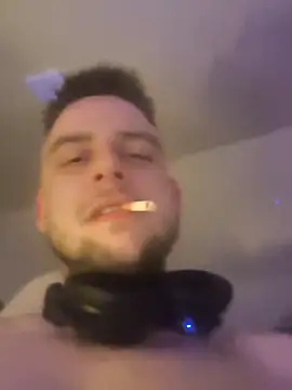 Snapshot of Youngtimer_1997 chatting on February 23, 2025, 11:25 pm Youngtimer 1997 online show from February 23, 2025, 11:25 pm