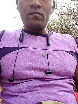 pritamkr69 online show from March 4, 2025, 8:46 am