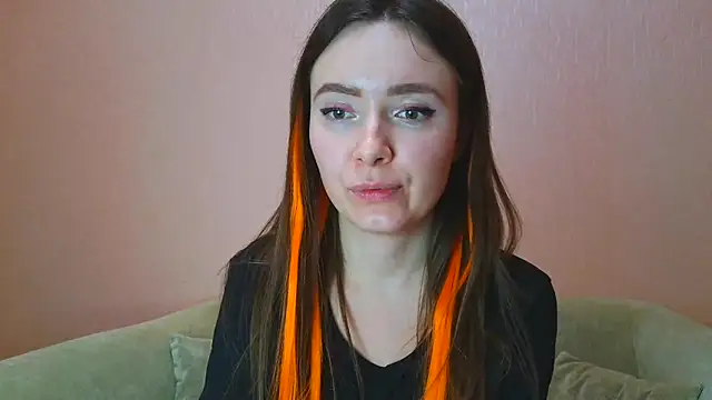    Emily    online show from December 21, 2025, 9:04 pm