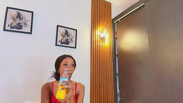 AntonellaaHot online show from September 21, 2025, 4:45 pm